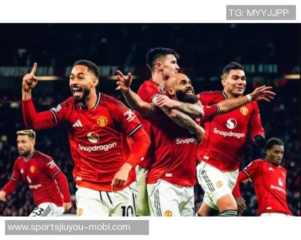 曼联冬窗前将与梅努齐尔克泽进行重要谈判探讨转会事宜