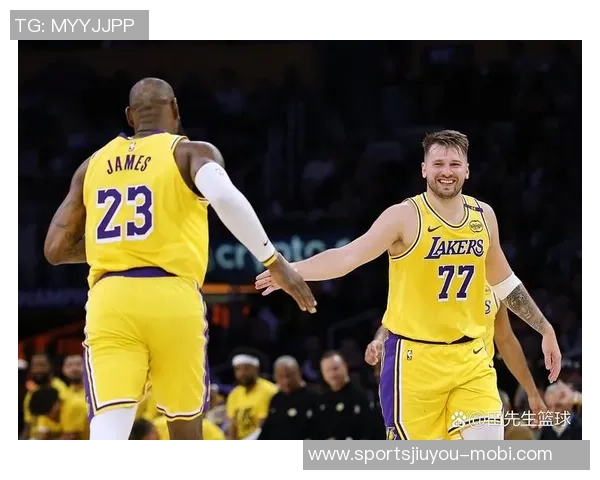 湖媒分析东契奇与詹姆斯关系称两人如同同事互不讨厌但仍需磨合 湖媒分析东契奇与詹姆斯关系称两人如同同事互不讨厌但仍需磨合